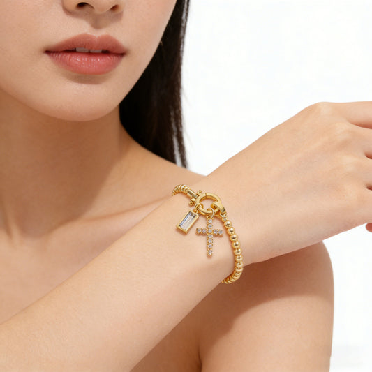 Zodiac Birthstone Bracelet in gold by Veloreny